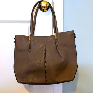 Woman's Tote Bag, Never used, faux leather w pretty detail & gold accents